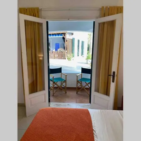 Apartment With Garden And Swimming And Beach Cala Blanca  Exterior photo